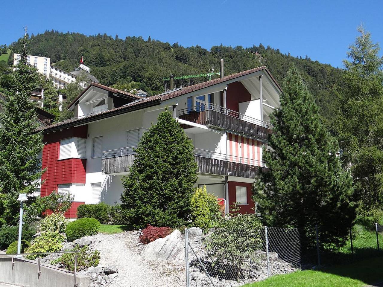 Entire apartment, Blumenweg 10 Appartement/Fewo 6-Bettwohnung in Engelberg, Obwalden