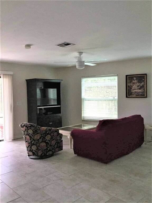 Aloha Royal Palms! Awesome private waterfront oasis 4 minutes to the Beach! in Bonita Bay, Bonita Springs