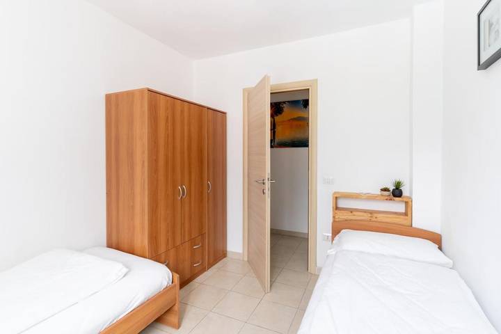 Ferienhaus für 6 Personen, mit Garten und Pool sowie Seeblick und Ausblick, kinderfreundlich in Tenno - 3