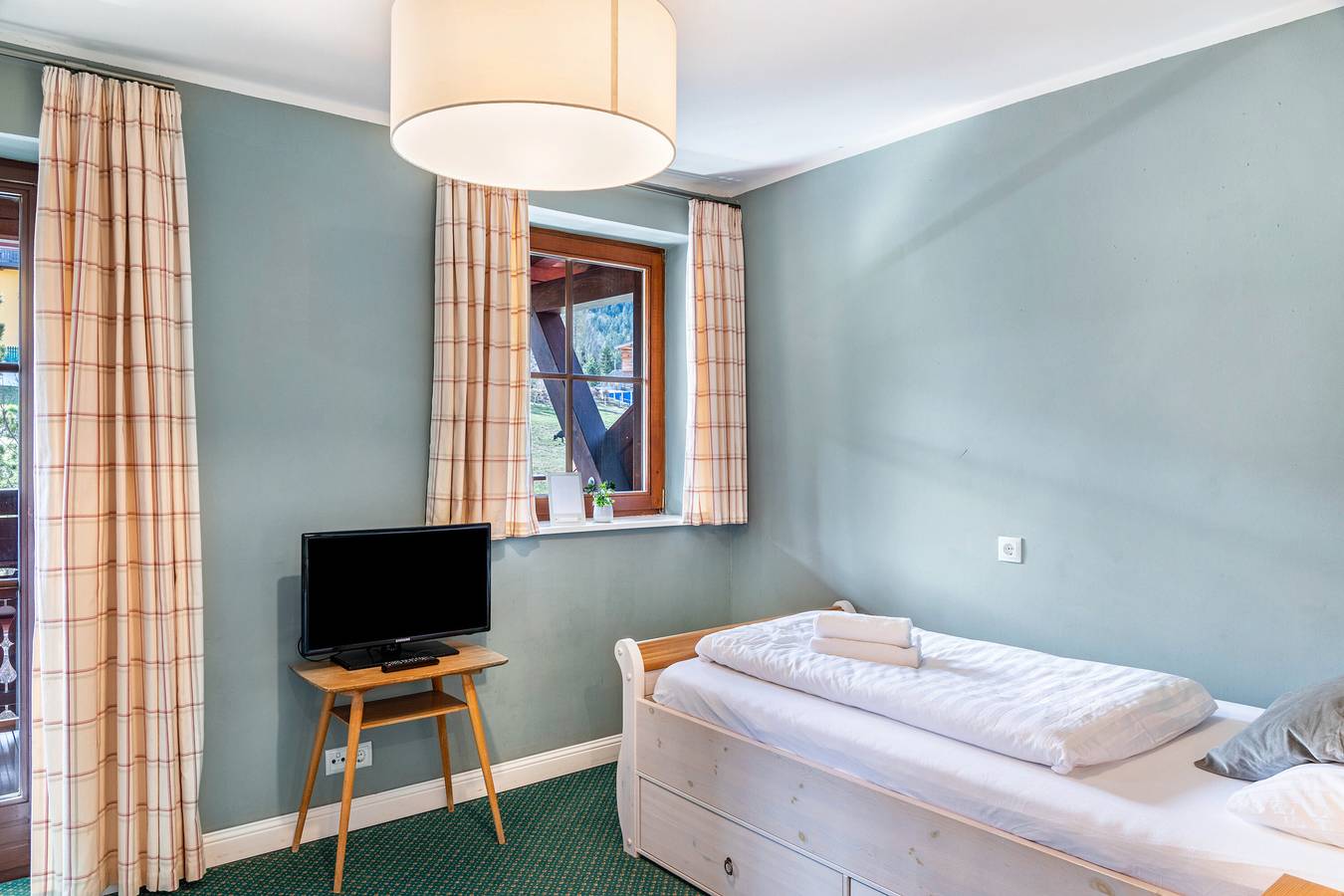 Zimmer 12 Einzelzimmer 2 St. mit Bergblick, Balkon und Wi-Fi in Seefeld in Tirol, Innsbruck Land