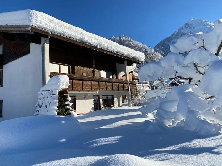 Gîte pour 3 personnes, avec balcon et jardin ainsi que sauna et vue à Schoppernau