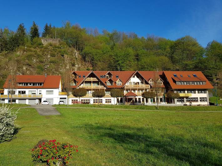 Hotel Walkenstein - Doppelzimmer "Kesselberg" mit Dusche und Wc in Walke, Oberwolfach