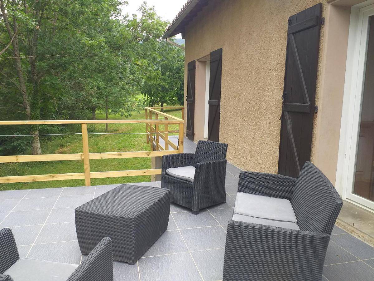 Four-Bedroom House in Belcaire, Région de Limoux