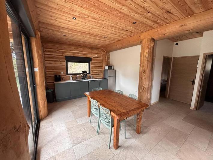 Location de vacances pour 6 personnes, avec Terrasse et Jardin à Rocles (Languedoc-Roussillon)