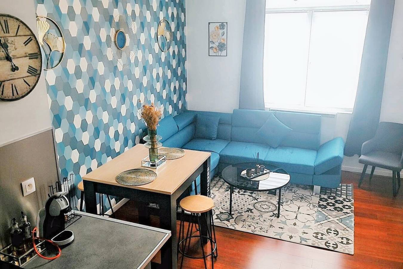 Entire apartment, Cosy Flat in Raismes - 48m² - Ideal for 4 Guests in Raismes, Valenciennes region