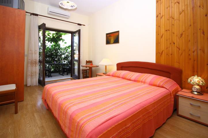 Holiday rental for 2 people in Cavtat