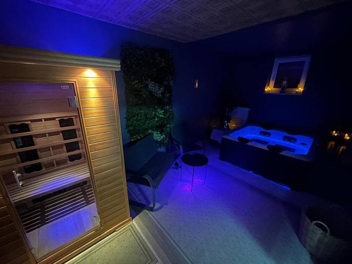 Ferienwohnung für 4 Personen, mit Whirlpool und Sauna sowie Pool und Garten in Saarburg und Umgebung - 3