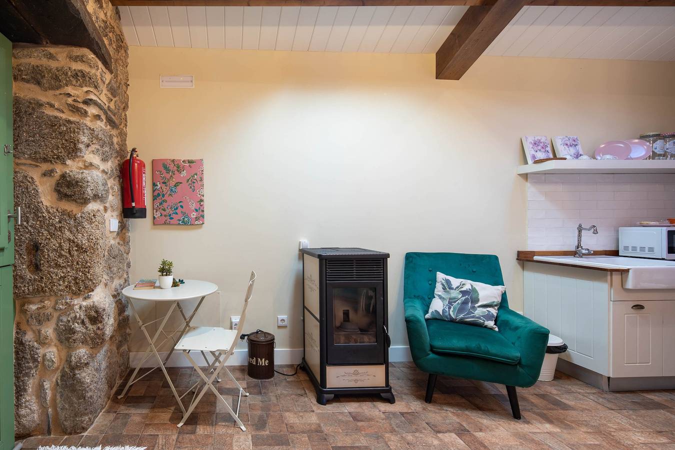Casa rural 'La Caseta De Laura' con jardín compartido y Wi-Fi in Arzúa, Provincia de La Coruña