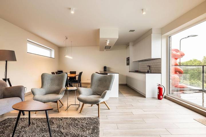 Gîte pour 6 personnes, avec terrasse à Zele