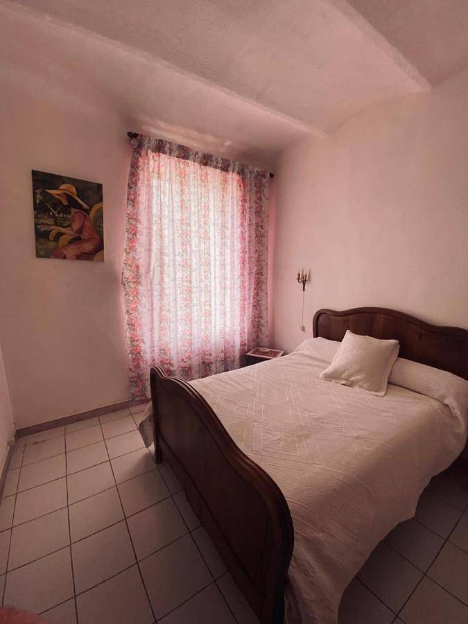 Location de vacances pour 10 personnes, avec Terrasse ainsi que Jardin et Vue à La Grand-Combe - 2