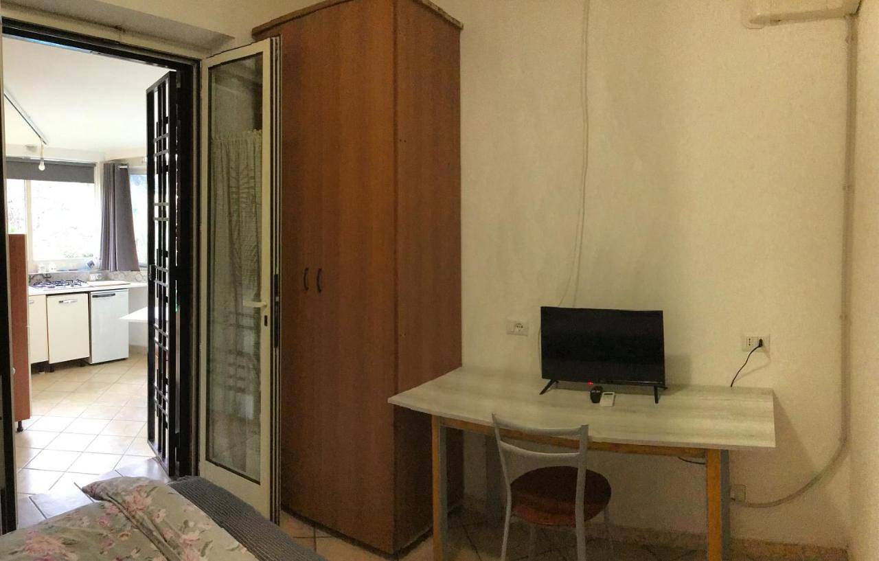Double Room with Private Bathroom in Tivoli, Provincia di Roma
