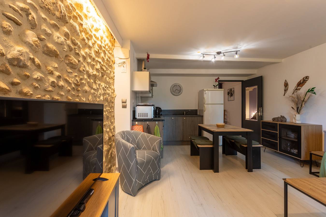 Maison de vacances 'Cholena - Domaine Helaku' avec terrasse partagée, jardin partagé et Wi-Fi in Monein, Béarn