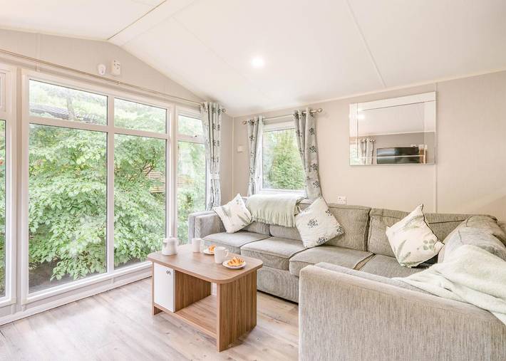 Glamping for 8 people in Carmarthenshire