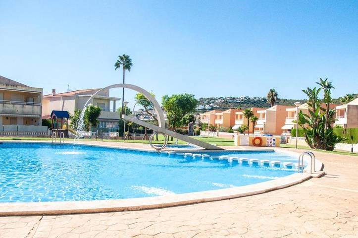 Villa pour 8 personnes, avec jardin et piscine ainsi que bassin pour enfant et jacuzzi à Peñíscola - 3