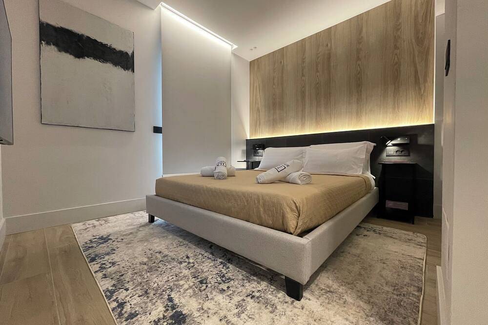 Apartamento entero, Garibaldi Suites 4 · Renovated 1Br Ground-Floor Suite in Olbia Historic Centre in Terranoa/Olbia, Olbia