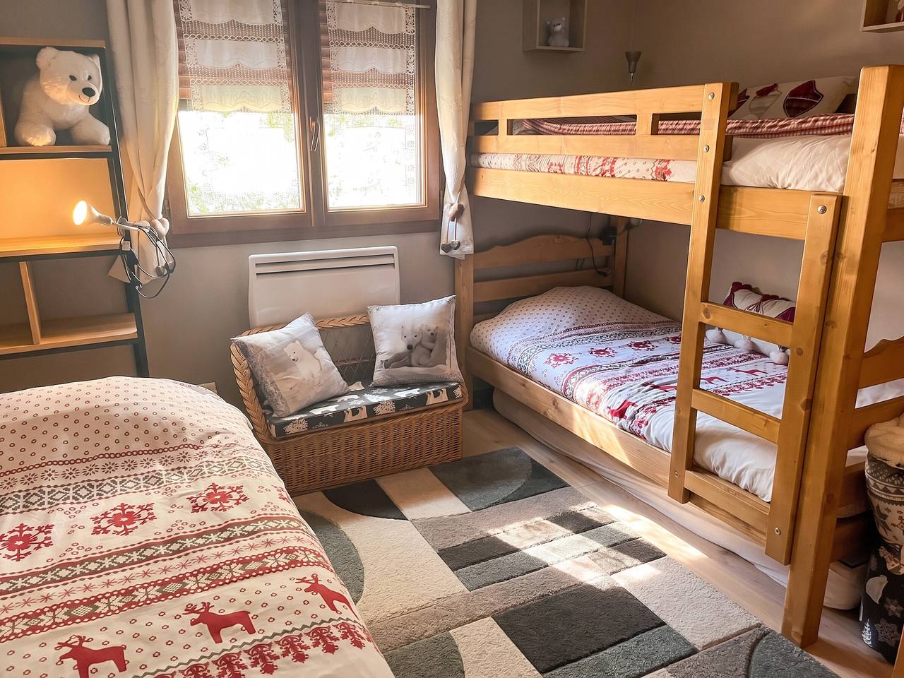 Appartement entier, Appartement spacieux à L'Argentière-la-Bessée, terrasse et jardin in L'Argentière-la-Bessée, Parc national des Écrins