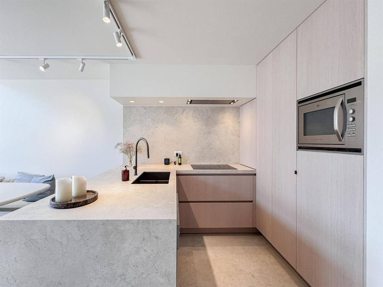 Ganze Wohnung, Geräumige Maisonette-Wohnung im Zentrum von Knokke in Knokke, Knokke-Heist