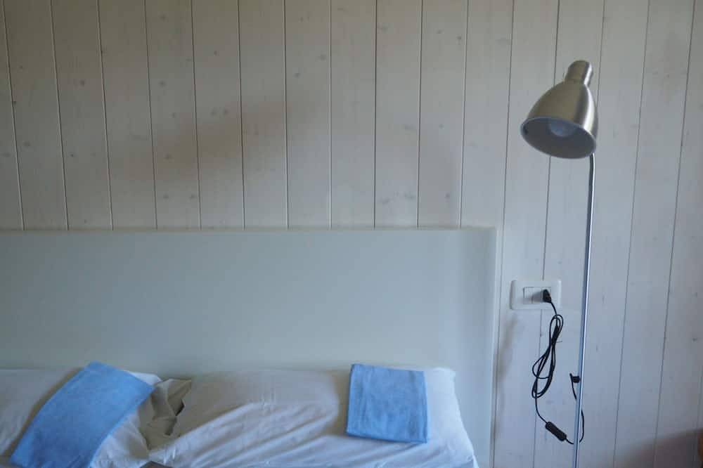 Unter Olivenbäumen und Lavendel, kleinen Einfamilienhaus mit Garten und eigenem Parkplatz in Bonassola, Riviera di Levante