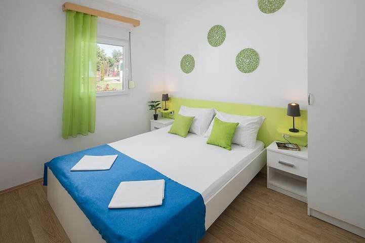 Ferienpark für 6 Personen, mit Garten und Balkon in Istrien - 2