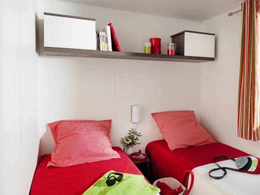 Camping Sites et Paysages - Les Pinèdes - Mobile home 4 persons - Grand confort Riviéra in La Colle-sur-Loup, Cannes region