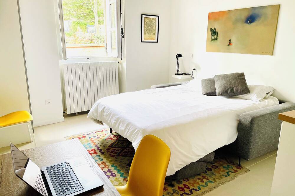 Appartement entier, Calme et vue sur parc · Studio #6 — Casa Londono in Marly-le-Roi, Yvelines