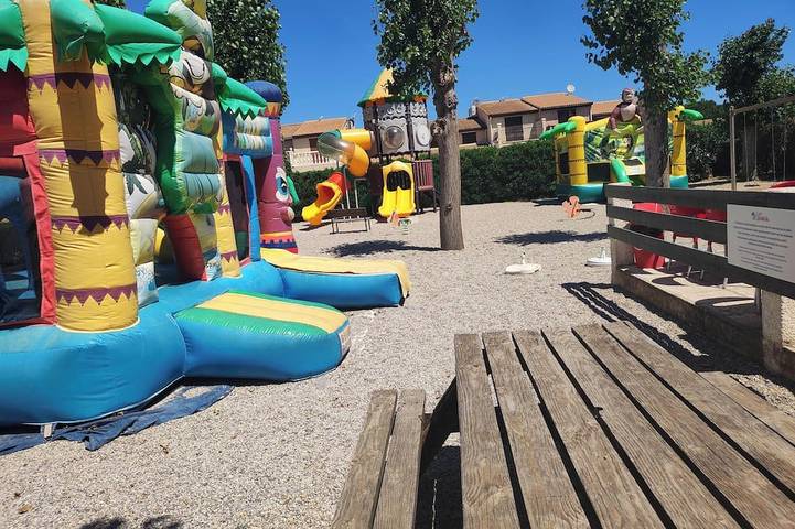 T3, 60 m², with a terrace, parking, swimming pools, and the ocean 200 m away. Wi-Fi, smart TV, air conditioning. in Portiragnes Plage, Portiragnes
