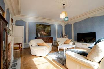 Location de vacances pour 8 personnes, avec jardin ainsi que jacuzzi et terrasse, animaux acceptés à Nevers