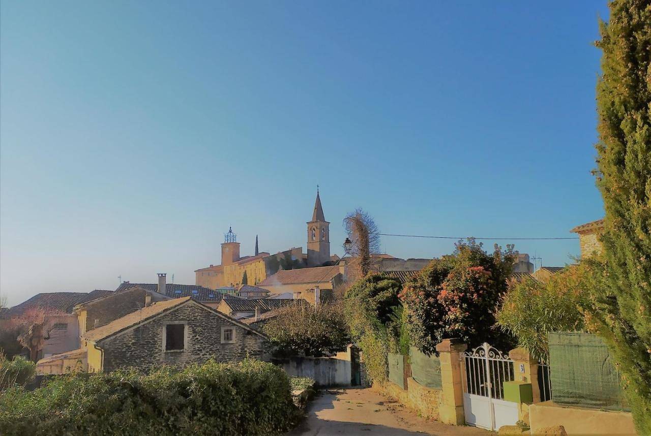Appartement entier, One-Bedroom Apartment in Grillon, Enclave de Valreas