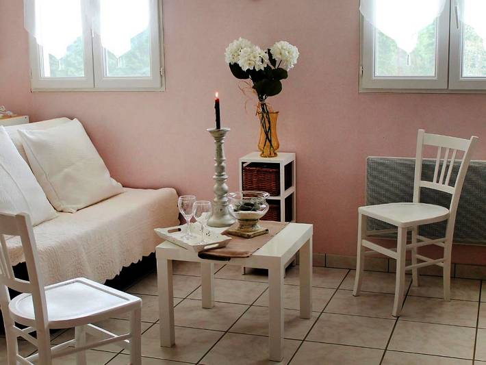 Gîte pour 4 personnes, avec jardin et terrasse à Monlet - 2