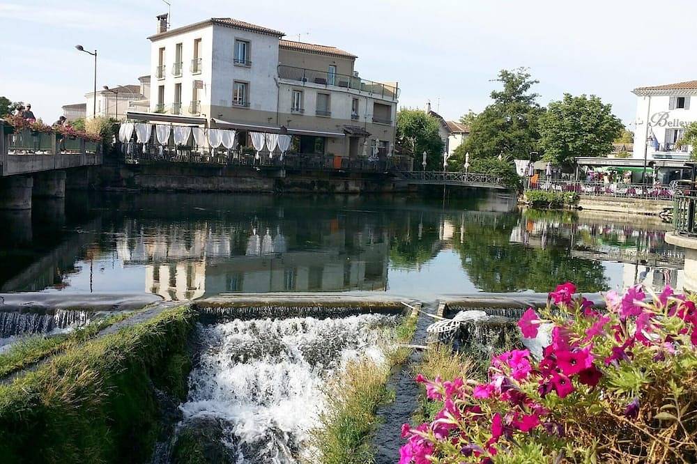 Appartement entier, Gîte les coquelicots<br>Classé 2* Duplex Climatisé in L'Isle-sur-la-Sorgue, Vaucluse
