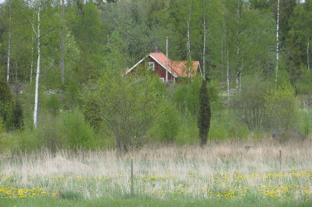 Log Cabin for 6 People in Kronobergs, South Sweden