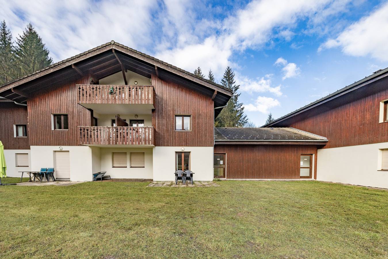 Studio entier, Studio « Le Grand Tetras A3 » avec vue montagne, piscine partagée et Wi-Fi in Samoëns, Région de Bonneville