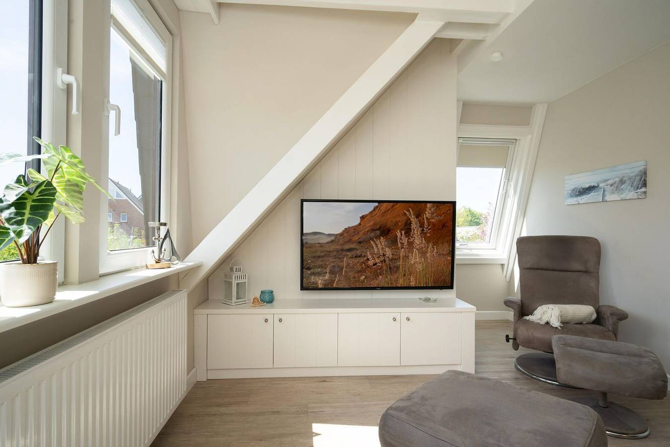 Ganze Wohnung, 3-Zimmer App. für 4 Pers. mit Terrasse, Pkw-Stellplatz, Wlan, Haustiere erlaubt. in Sylt (Gemeinde), Sylt