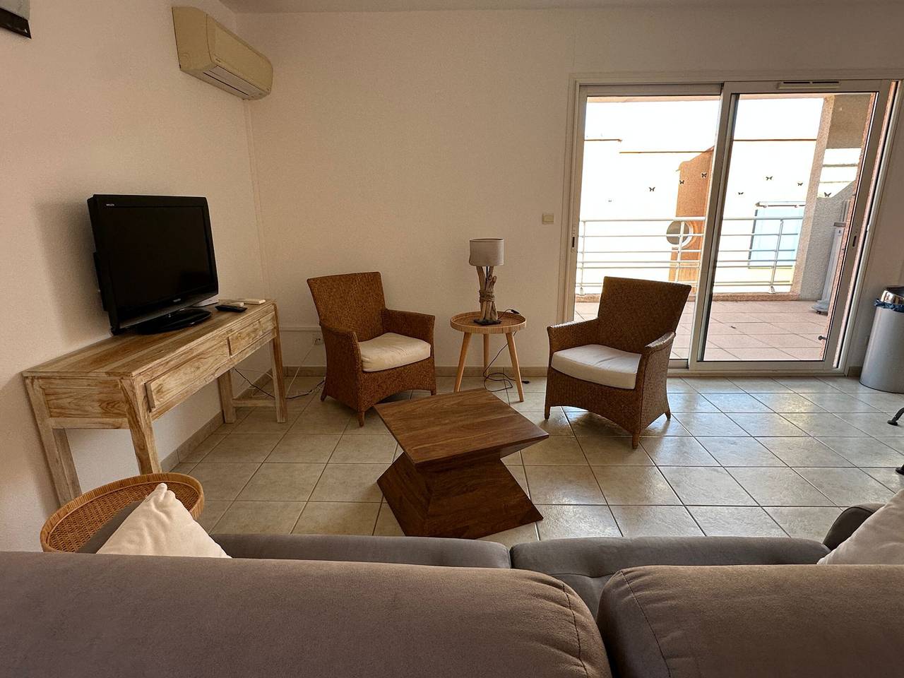 Apartamento entero, Apartamento con aire, cerca del puerto, terraza in La Côte Vermeille, Port-Vendres