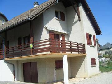 Gîte pour 8 personnes, avec jardin et terrasse à Saint-Hilaire (Isère)