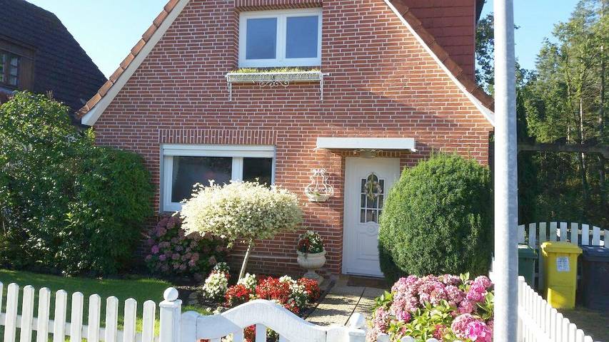 Ferienhaus Am Hasselberg - Ferienhaus-3-Räume - 01 in Husum, Nordfriesland