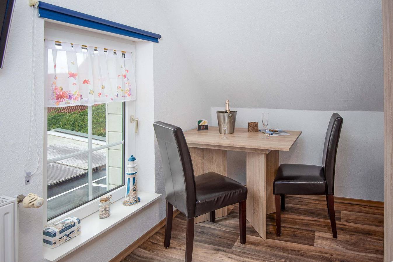 Ganze Wohnung, Ferienwohnung Krabbe – Klein, charmant und wunderbar gemütlich in Manslagt, Krummhörn