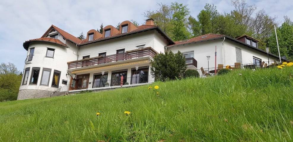 Hotel für 4 Personen, mit Terrasse und Garten sowie Ausblick