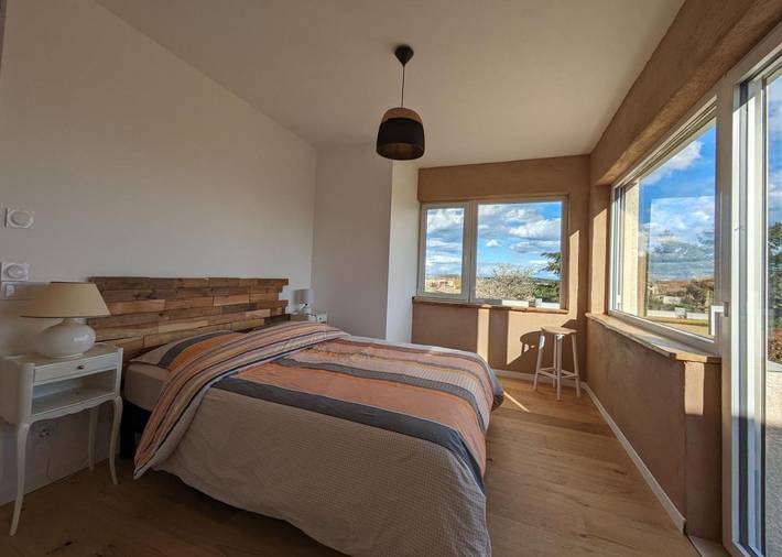 Gîte pour 2 personnes, avec vue et jardin à Saint-Clair (Ardèche)