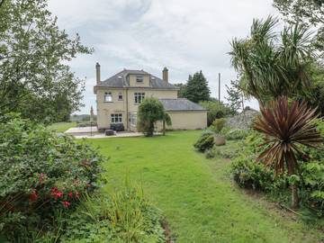 Holiday Rental for 11 People in Dyffryn Ardudwy, Gwynedd, Photo 2