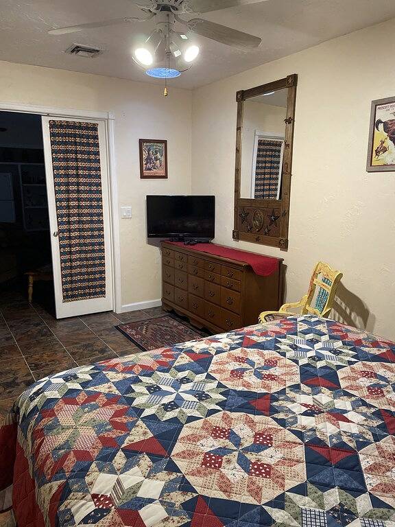 Cottage in der historischen Innenstadt von Prescott. Gehe zur Whiskey Row in Prescott, Yavapai County