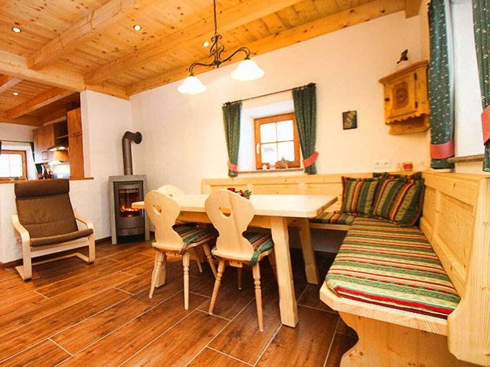 Ferienhaus für 4 Personen, mit Terrasse und Garten in Unken - 4