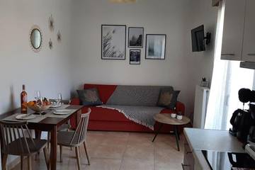 Gîte pour 2 personnes, avec terrasse dans Pýlos