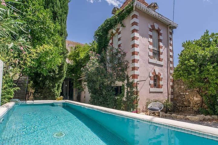Maison de vacances pour 6 personnes, avec Terrasse et Jardin à Roujan