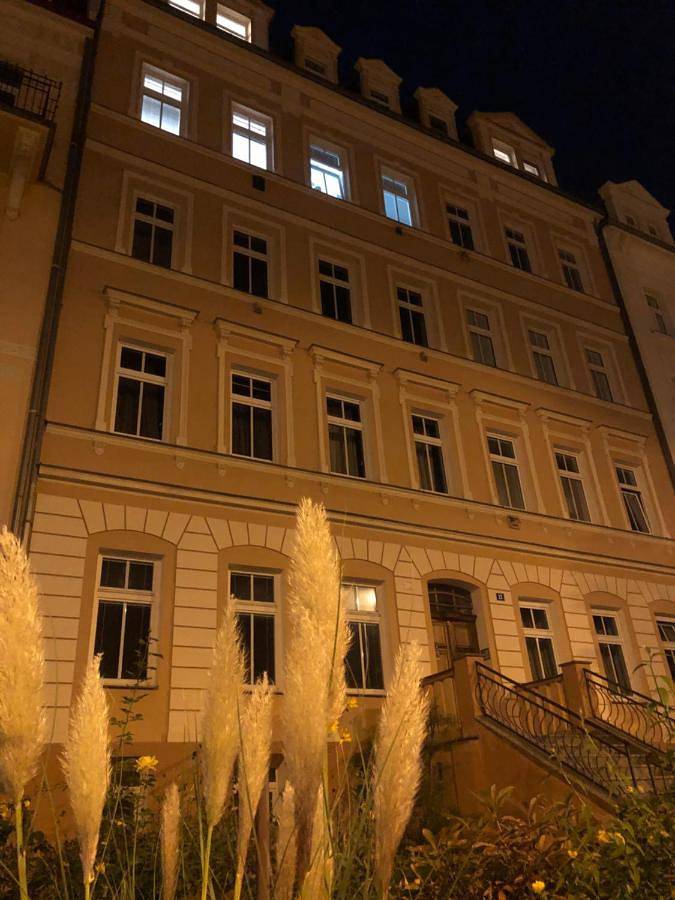 Geheel appartement, Two-Bedroom Apartment in Karlsbad, Karlsbad Regio