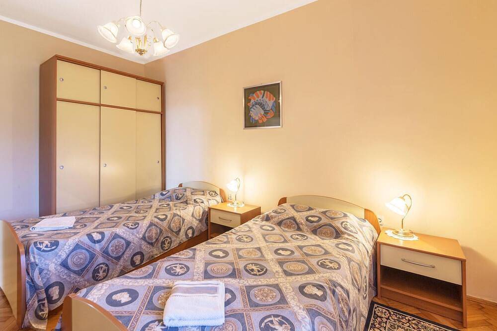 Cozy home in Labin with kitchen in Labin City, Labin