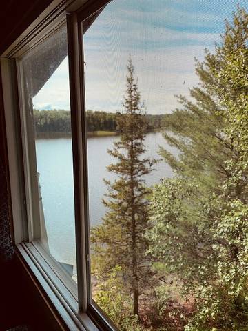 Chalet for 8 Guests in Ontario, Canada, Picture 3