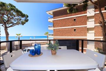 Apartment for 6 People in Vilafortuny, Cambrils, Photo 2