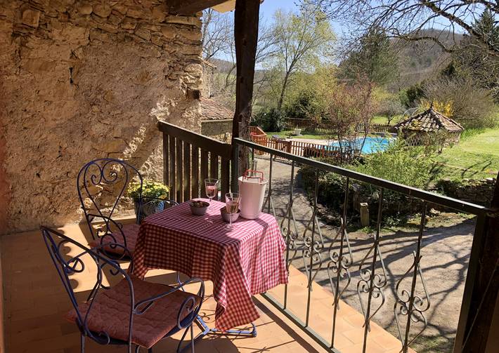Gîte pour 2 personnes, avec piscine à La Bastide-de-Bousignac