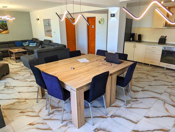 Ferienhaus für 16 Personen, mit Balkon und Terrasse sowie Garten und Ausblick in Bulgarien - 2